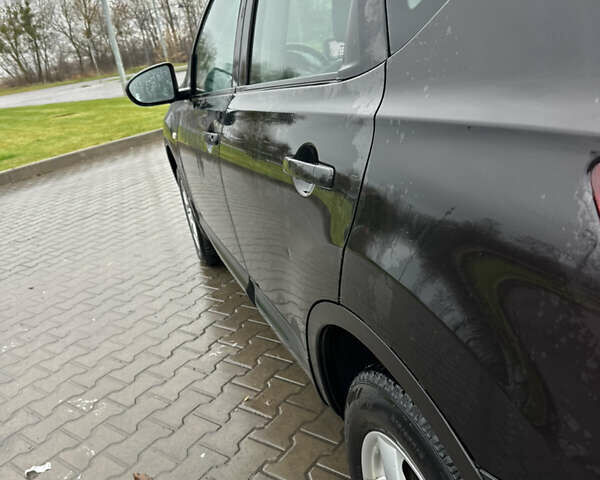 Черный Ниссан Кашкай, объемом двигателя 1.5 л и пробегом 228 тыс. км за 8500 $, фото 6 на Automoto.ua