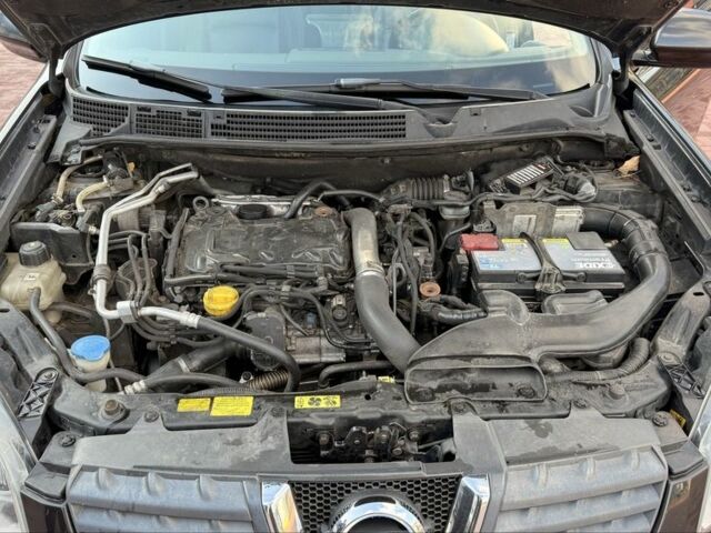 Черный Ниссан Кашкай, объемом двигателя 2 л и пробегом 270 тыс. км за 8750 $, фото 6 на Automoto.ua