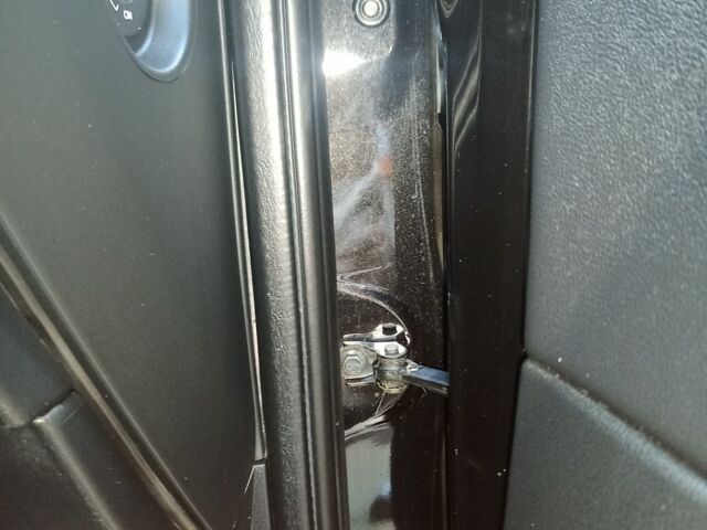 Чорний Ніссан Кашкай, об'ємом двигуна 1.5 л та пробігом 280 тис. км за 8900 $, фото 6 на Automoto.ua