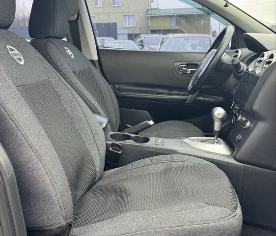 Черный Ниссан Кашкай, объемом двигателя 2 л и пробегом 215 тыс. км за 8300 $, фото 18 на Automoto.ua