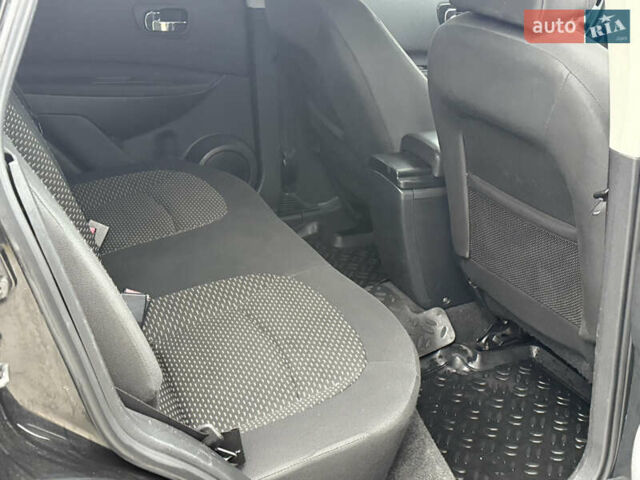 Черный Ниссан Кашкай, объемом двигателя 1.5 л и пробегом 289 тыс. км за 7900 $, фото 9 на Automoto.ua