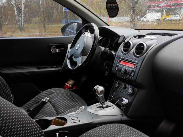 Чорний Ніссан Кашкай, об'ємом двигуна 2 л та пробігом 237 тис. км за 7555 $, фото 5 на Automoto.ua