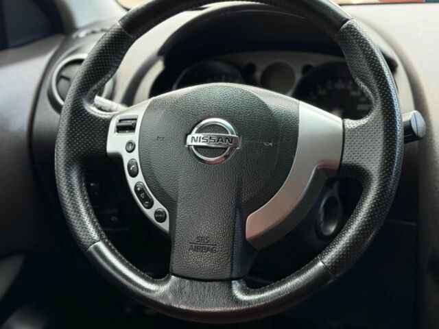 Чорний Ніссан Кашкай, об'ємом двигуна 2 л та пробігом 220 тис. км за 9200 $, фото 4 на Automoto.ua