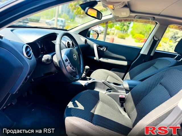 Черный Ниссан Кашкай, объемом двигателя 2 л и пробегом 178 тыс. км за 8900 $, фото 10 на Automoto.ua