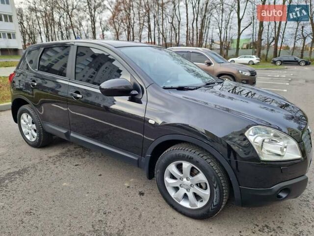 Черный Ниссан Кашкай, объемом двигателя 2 л и пробегом 65 тыс. км за 10400 $, фото 30 на Automoto.ua