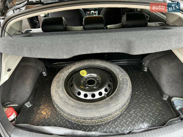 Чорний Ніссан Кашкай, об'ємом двигуна 2 л та пробігом 223 тис. км за 8700 $, фото 24 на Automoto.ua