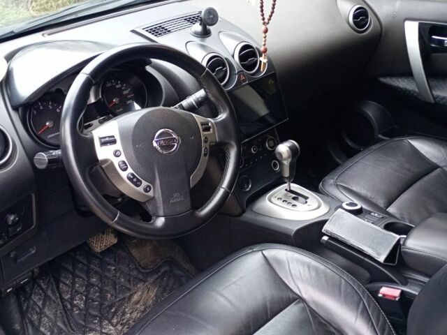 Черный Ниссан Кашкай, объемом двигателя 2 л и пробегом 298 тыс. км за 8300 $, фото 10 на Automoto.ua