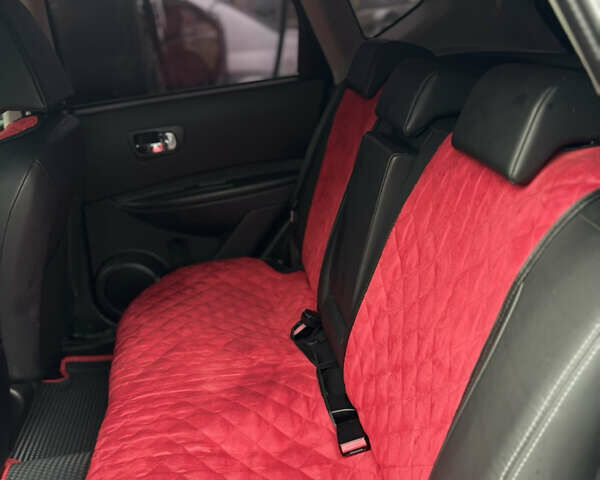 Черный Ниссан Кашкай, объемом двигателя 2 л и пробегом 150 тыс. км за 9200 $, фото 22 на Automoto.ua