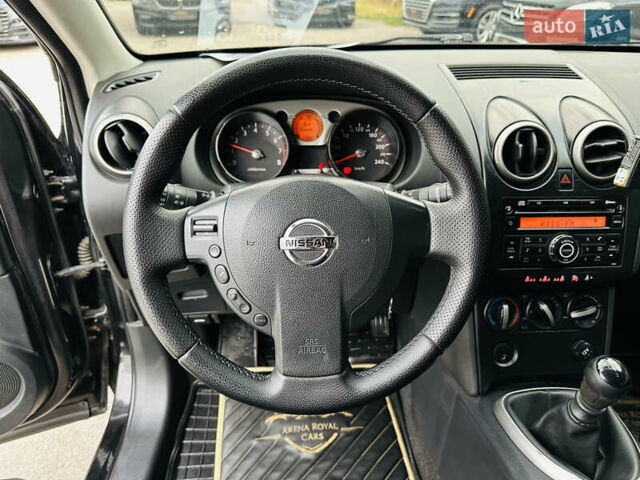 Черный Ниссан Кашкай, объемом двигателя 2 л и пробегом 329 тыс. км за 7200 $, фото 25 на Automoto.ua