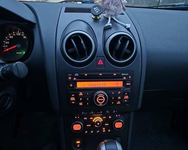 Чорний Ніссан Кашкай, об'ємом двигуна 2 л та пробігом 300 тис. км за 7900 $, фото 31 на Automoto.ua