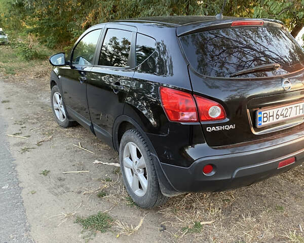 Черный Ниссан Кашкай, объемом двигателя 1.99 л и пробегом 196 тыс. км за 7000 $, фото 2 на Automoto.ua