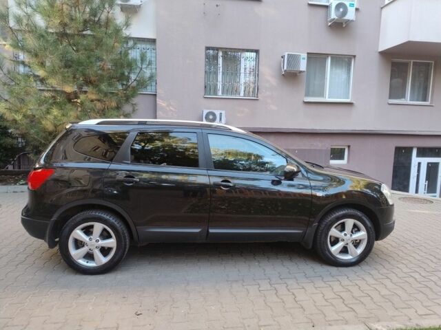 Черный Ниссан Кашкай, объемом двигателя 2 л и пробегом 167 тыс. км за 8300 $, фото 4 на Automoto.ua