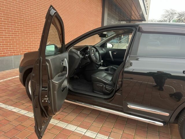 Черный Ниссан Кашкай, объемом двигателя 2 л и пробегом 127 тыс. км за 8700 $, фото 11 на Automoto.ua