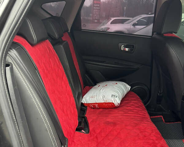 Черный Ниссан Кашкай, объемом двигателя 2 л и пробегом 150 тыс. км за 9200 $, фото 29 на Automoto.ua