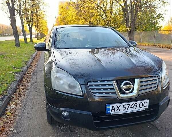 Черный Ниссан Кашкай, объемом двигателя 2 л и пробегом 249 тыс. км за 8000 $, фото 7 на Automoto.ua