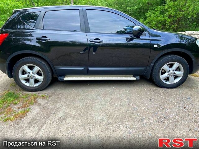 Черный Ниссан Кашкай, объемом двигателя 2 л и пробегом 190 тыс. км за 7900 $, фото 6 на Automoto.ua