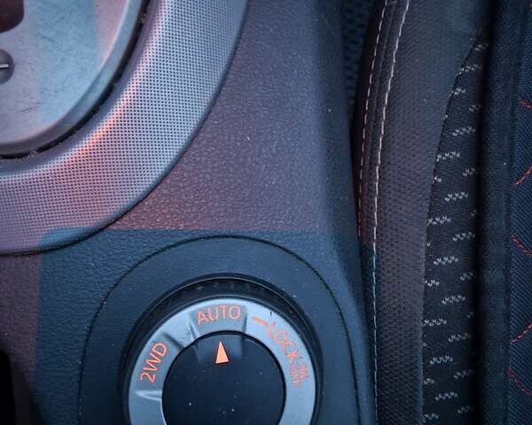 Чорний Ніссан Кашкай, об'ємом двигуна 2 л та пробігом 300 тис. км за 7900 $, фото 34 на Automoto.ua