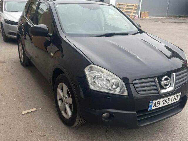 Черный Ниссан Кашкай, объемом двигателя 1.6 л и пробегом 300 тыс. км за 3500 $, фото 4 на Automoto.ua