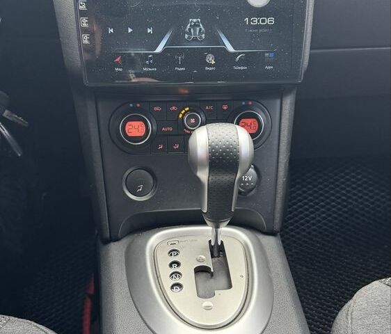 Черный Ниссан Кашкай, объемом двигателя 2 л и пробегом 215 тыс. км за 8300 $, фото 13 на Automoto.ua