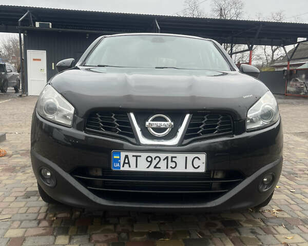 Черный Ниссан Кашкай, объемом двигателя 1.5 л и пробегом 244 тыс. км за 8500 $, фото 2 на Automoto.ua