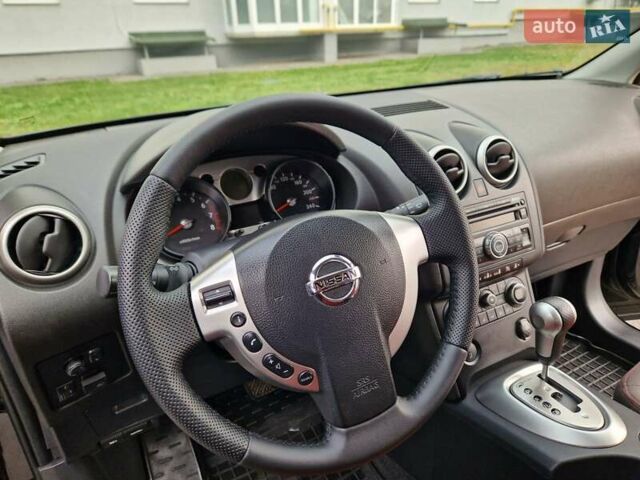 Черный Ниссан Кашкай, объемом двигателя 2 л и пробегом 65 тыс. км за 10400 $, фото 67 на Automoto.ua