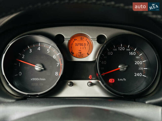 Черный Ниссан Кашкай, объемом двигателя 2 л и пробегом 329 тыс. км за 7200 $, фото 26 на Automoto.ua