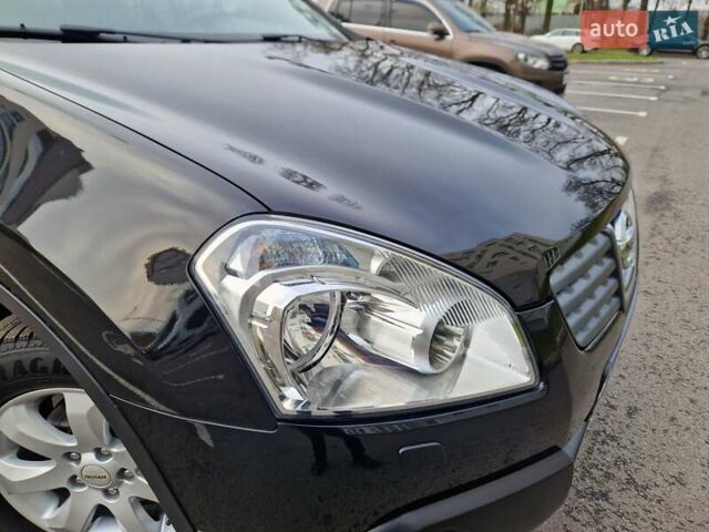 Черный Ниссан Кашкай, объемом двигателя 2 л и пробегом 65 тыс. км за 10400 $, фото 15 на Automoto.ua