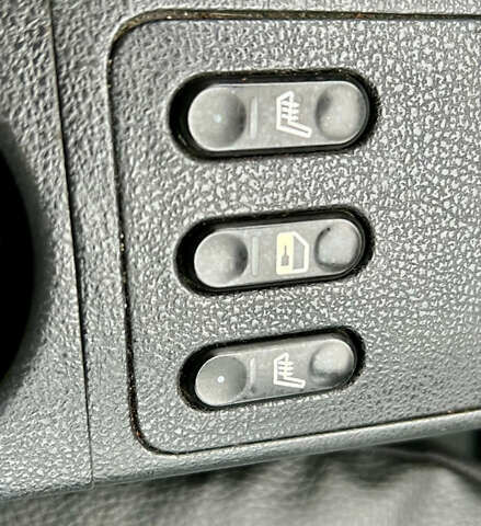 Чорний Ніссан Кашкай, об'ємом двигуна 2 л та пробігом 223 тис. км за 8700 $, фото 22 на Automoto.ua