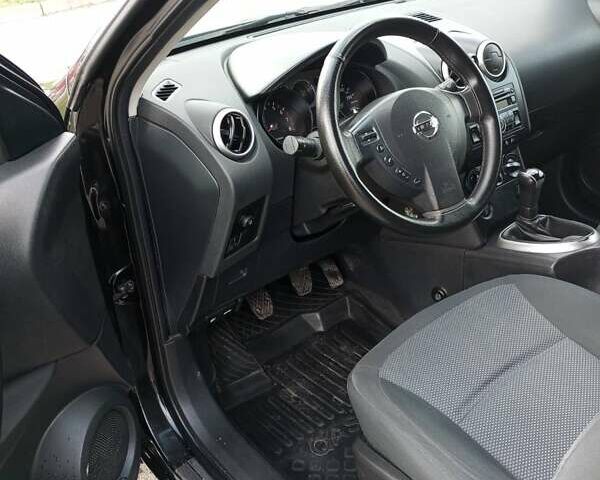 Чорний Ніссан Кашкай, об'ємом двигуна 1.6 л та пробігом 131 тис. км за 8700 $, фото 14 на Automoto.ua
