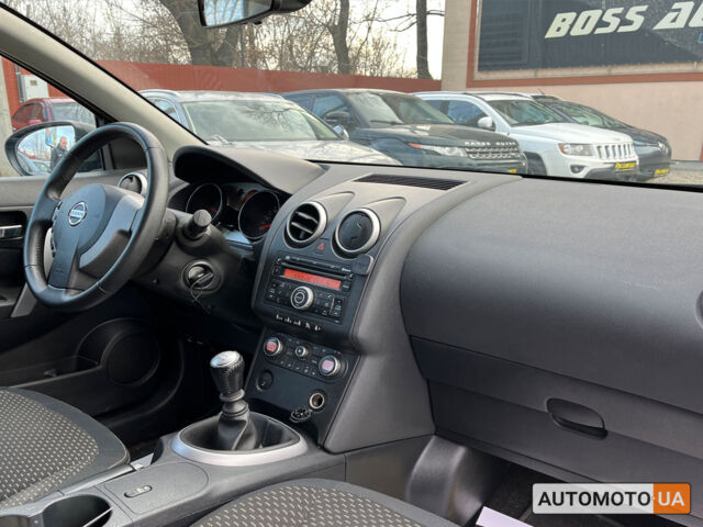 Черный Ниссан Кашкай, объемом двигателя 1.5 л и пробегом 290 тыс. км за 8600 $, фото 22 на Automoto.ua