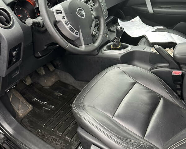 Черный Ниссан Кашкай, объемом двигателя 1.5 л и пробегом 228 тыс. км за 8500 $, фото 21 на Automoto.ua