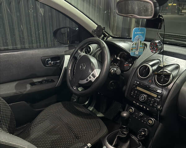 Черный Ниссан Кашкай, объемом двигателя 1.46 л и пробегом 266 тыс. км за 8100 $, фото 15 на Automoto.ua