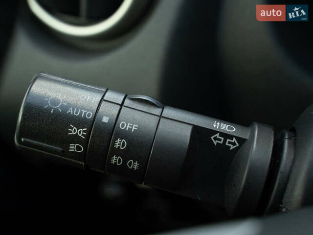 Черный Ниссан Кашкай, объемом двигателя 2 л и пробегом 175 тыс. км за 8400 $, фото 20 на Automoto.ua