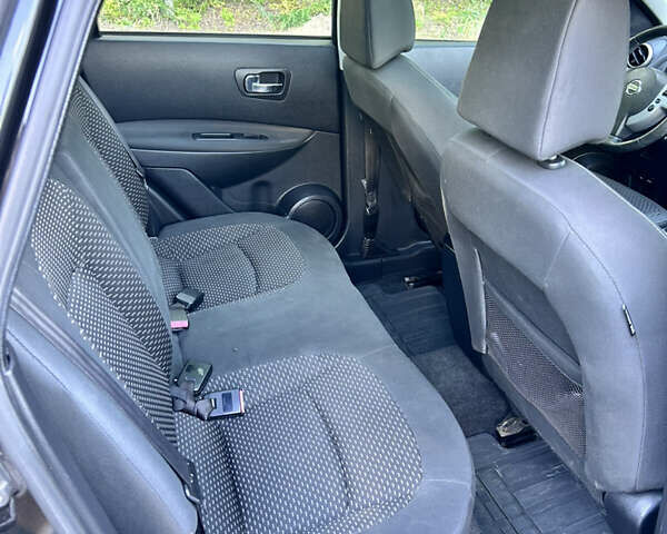 Черный Ниссан Кашкай, объемом двигателя 1.46 л и пробегом 262 тыс. км за 8200 $, фото 12 на Automoto.ua