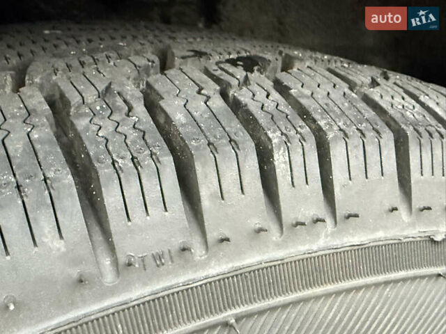 Черный Ниссан Кашкай, объемом двигателя 1.5 л и пробегом 289 тыс. км за 7900 $, фото 7 на Automoto.ua