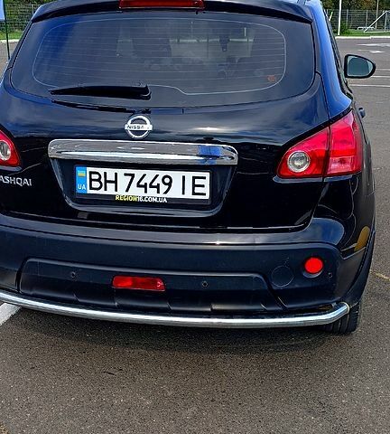 Черный Ниссан Кашкай, объемом двигателя 2 л и пробегом 170 тыс. км за 8800 $, фото 2 на Automoto.ua