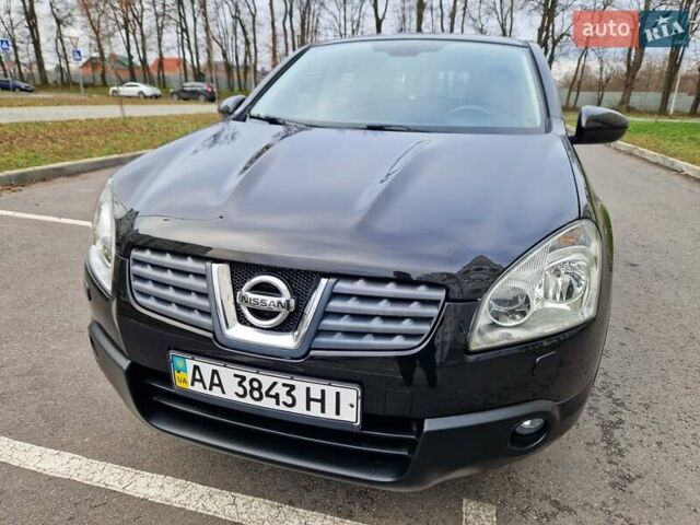 Черный Ниссан Кашкай, объемом двигателя 2 л и пробегом 65 тыс. км за 10400 $, фото 6 на Automoto.ua