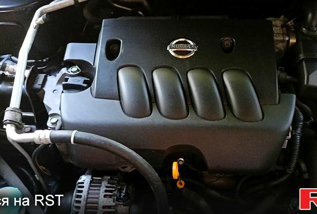 Черный Ниссан Кашкай, объемом двигателя 2 л и пробегом 170 тыс. км за 8800 $, фото 3 на Automoto.ua