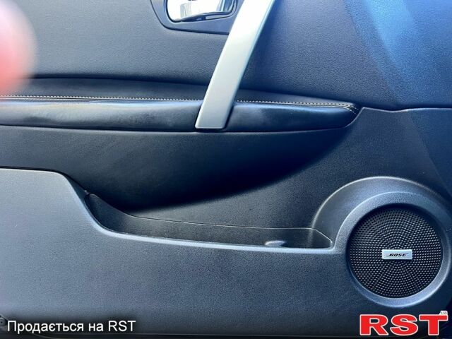 Черный Ниссан Кашкай, объемом двигателя 2 л и пробегом 240 тыс. км за 8950 $, фото 6 на Automoto.ua