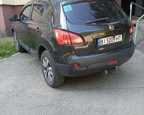 Черный Ниссан Кашкай, объемом двигателя 1.5 л и пробегом 267 тыс. км за 9200 $, фото 2 на Automoto.ua