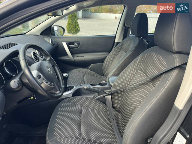 Черный Ниссан Кашкай, объемом двигателя 1.6 л и пробегом 208 тыс. км за 8500 $, фото 8 на Automoto.ua