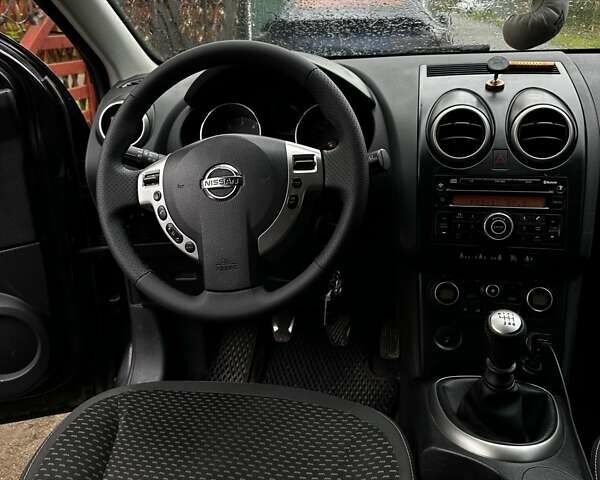 Чорний Ніссан Кашкай, об'ємом двигуна 1.46 л та пробігом 272 тис. км за 8500 $, фото 12 на Automoto.ua