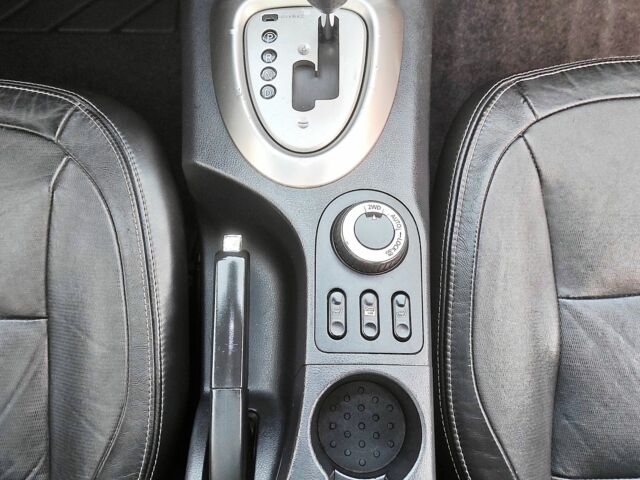 Чорний Ніссан Кашкай, об'ємом двигуна 2 л та пробігом 313 тис. км за 7200 $, фото 19 на Automoto.ua