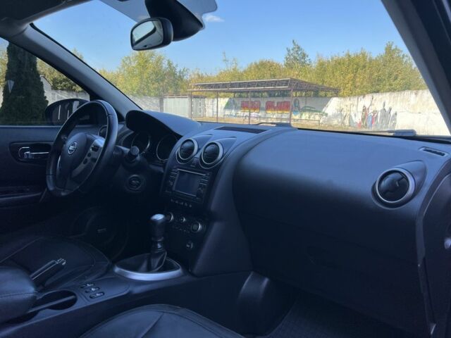 Чорний Ніссан Кашкай, об'ємом двигуна 0 л та пробігом 240 тис. км за 8750 $, фото 5 на Automoto.ua