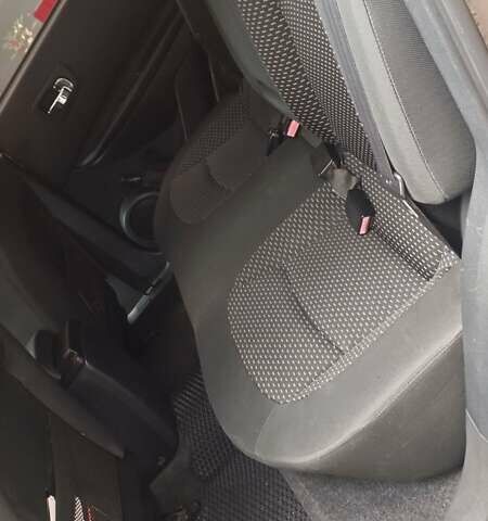 Черный Ниссан Кашкай, объемом двигателя 1.46 л и пробегом 250 тыс. км за 9000 $, фото 5 на Automoto.ua