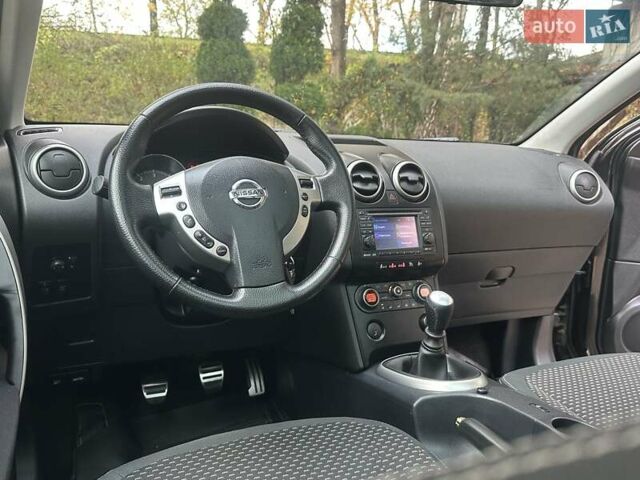Черный Ниссан Кашкай, объемом двигателя 1.5 л и пробегом 209 тыс. км за 8290 $, фото 96 на Automoto.ua