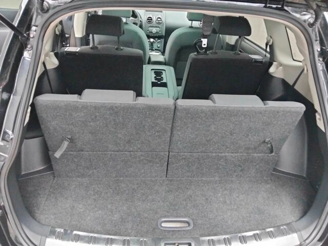 Черный Ниссан Кашкай, объемом двигателя 1.6 л и пробегом 256 тыс. км за 8150 $, фото 7 на Automoto.ua