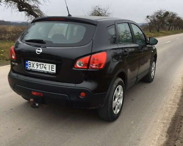 Черный Ниссан Кашкай, объемом двигателя 1.6 л и пробегом 215 тыс. км за 8599 $, фото 3 на Automoto.ua