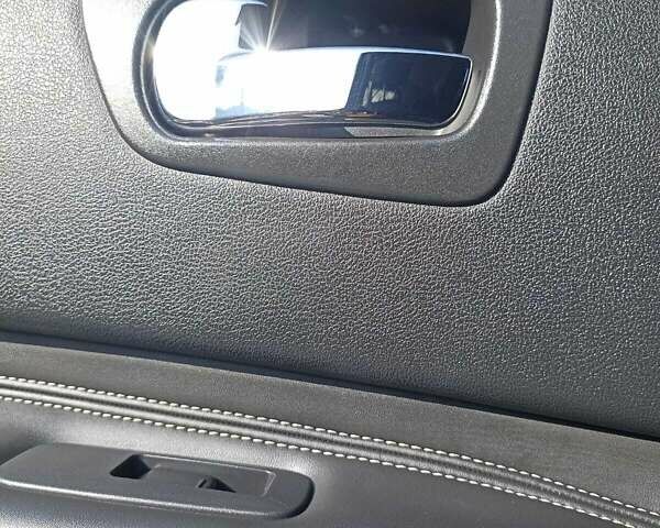 Черный Ниссан Кашкай, объемом двигателя 2 л и пробегом 214 тыс. км за 9400 $, фото 21 на Automoto.ua