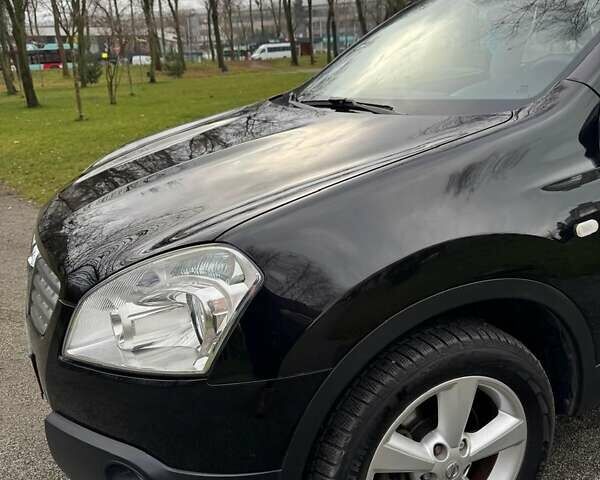 Черный Ниссан Кашкай, объемом двигателя 1.6 л и пробегом 228 тыс. км за 8399 $, фото 7 на Automoto.ua